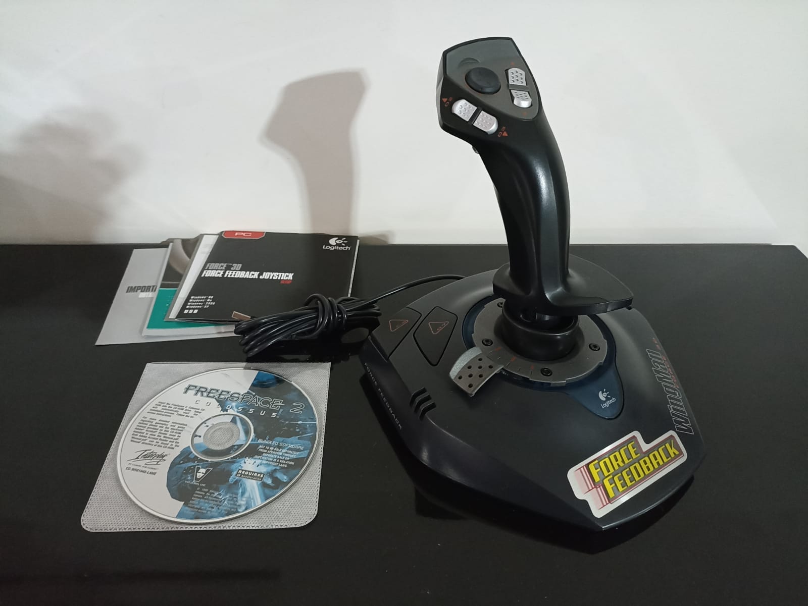 Joystick Logitech Force 3D com Force FeedBack - Usado