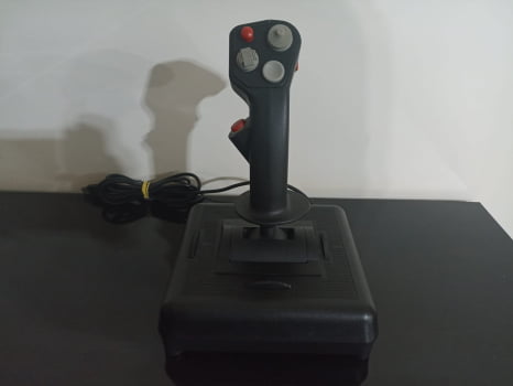 Joystick CH Combat Stick 568 - Usado