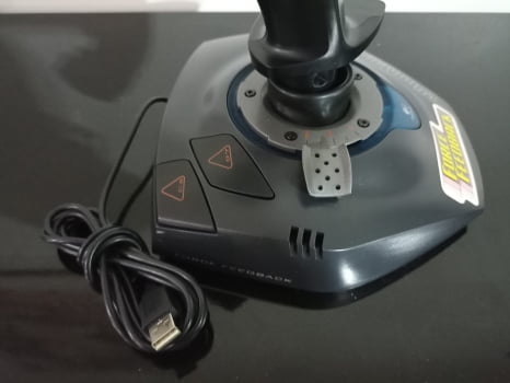 Joystick Logitech Force 3D com Force FeedBack - Usado